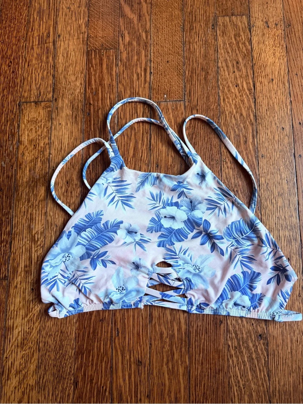Frankie’s Bikinis Marley Top in Hawaiian Blush- Size Medium
